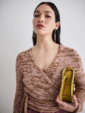 Misha & Puff Rehearsal Wrap in Parfait + Resin Marl